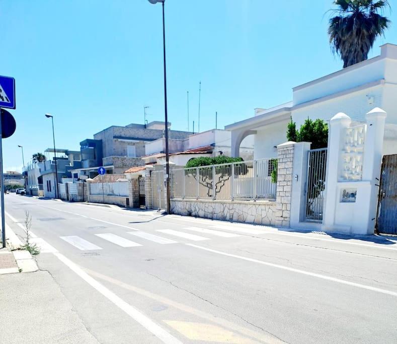 בארי Flower'S House Di Doris Simone מראה חיצוני תמונה