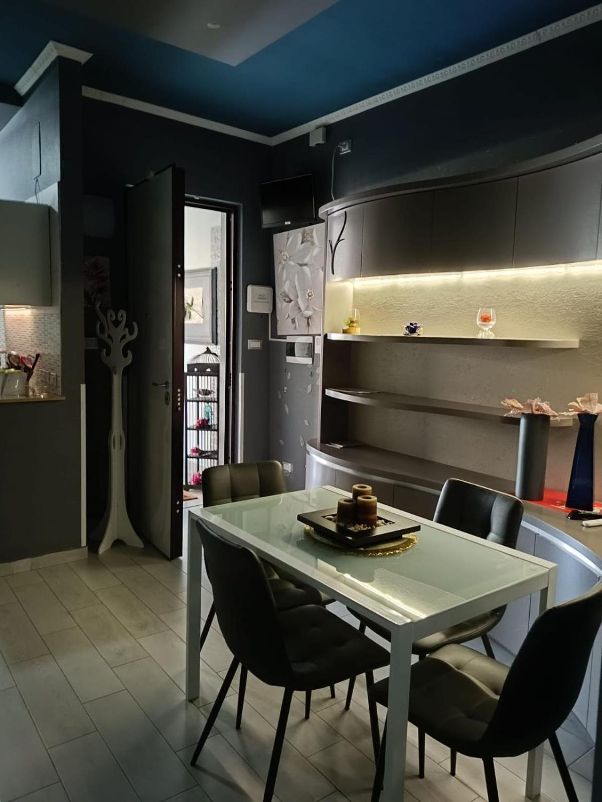 בארי Flower'S House Di Doris Simone מראה חיצוני תמונה